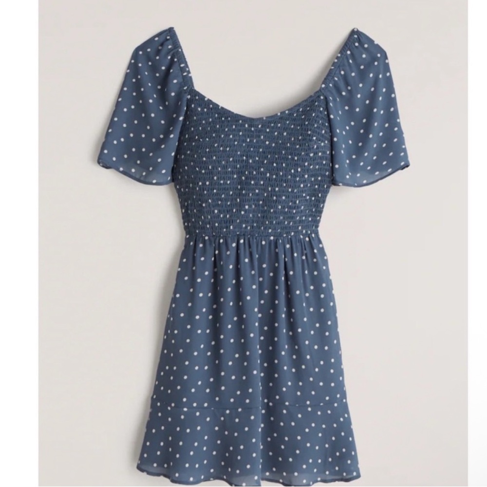 ABERCROMBIE AND FITCH flutter sleeve smocked mini sundress polka dot size S